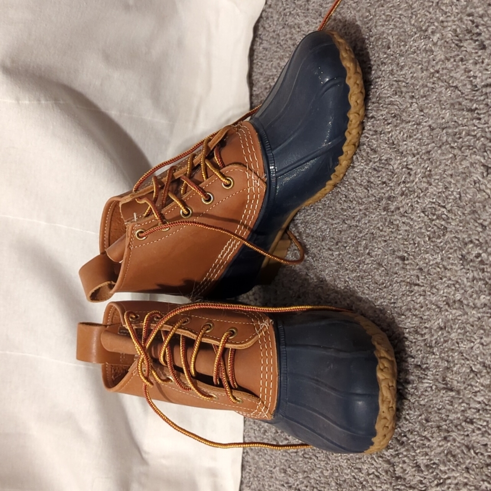 LL Bean boots size 8W 6in